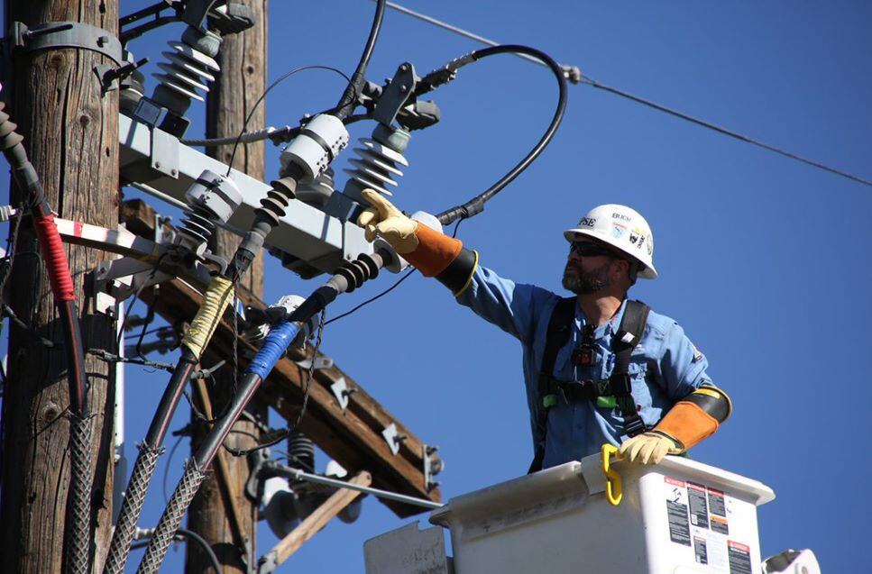 ElectricLineworker